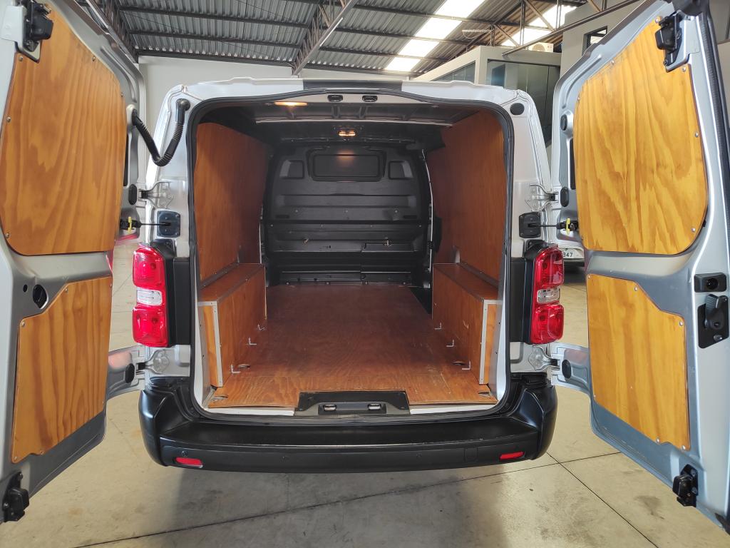 PEUGEOT Expert - Foto