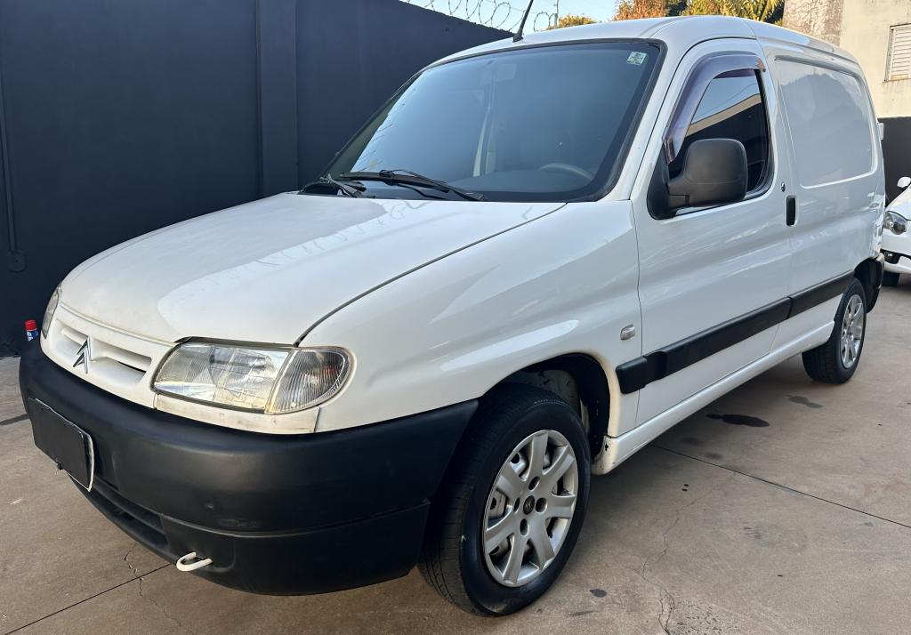 PEUGEOT Partner - Foto