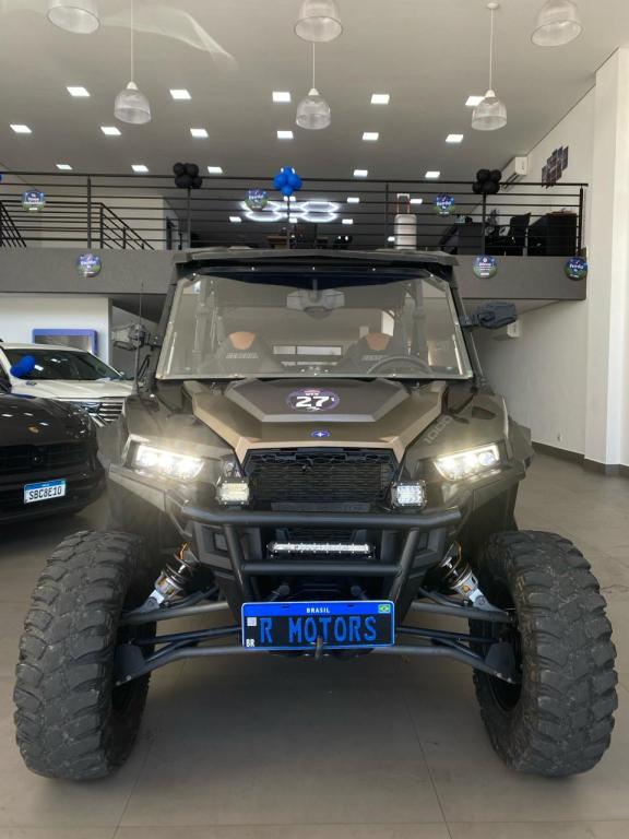 POLARIS RZR XP 1000 - Foto