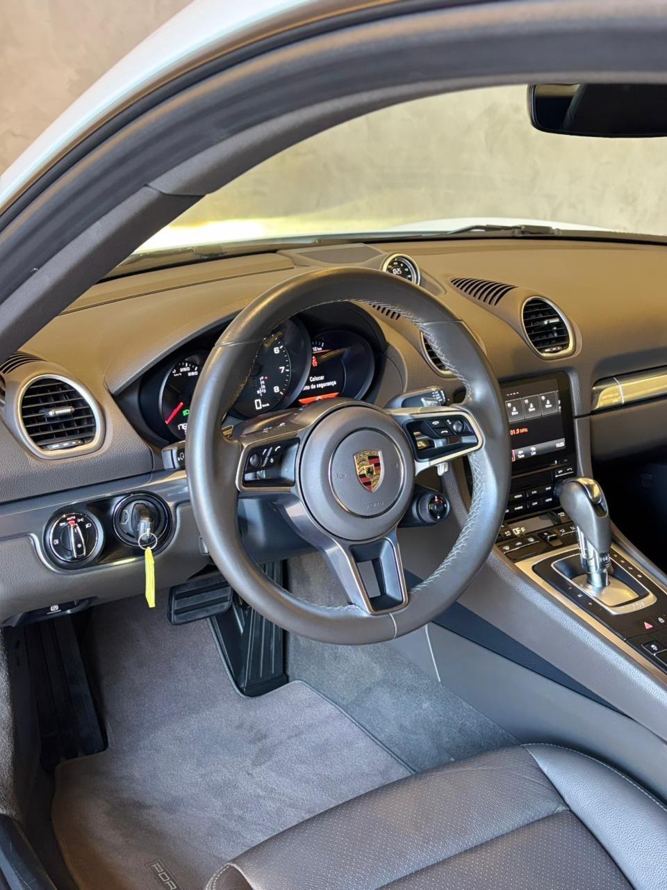 PORSCHE 718 - Foto