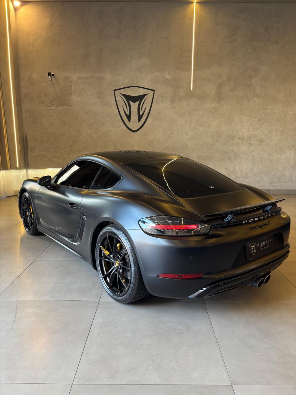PORSCHE 718 - Foto
