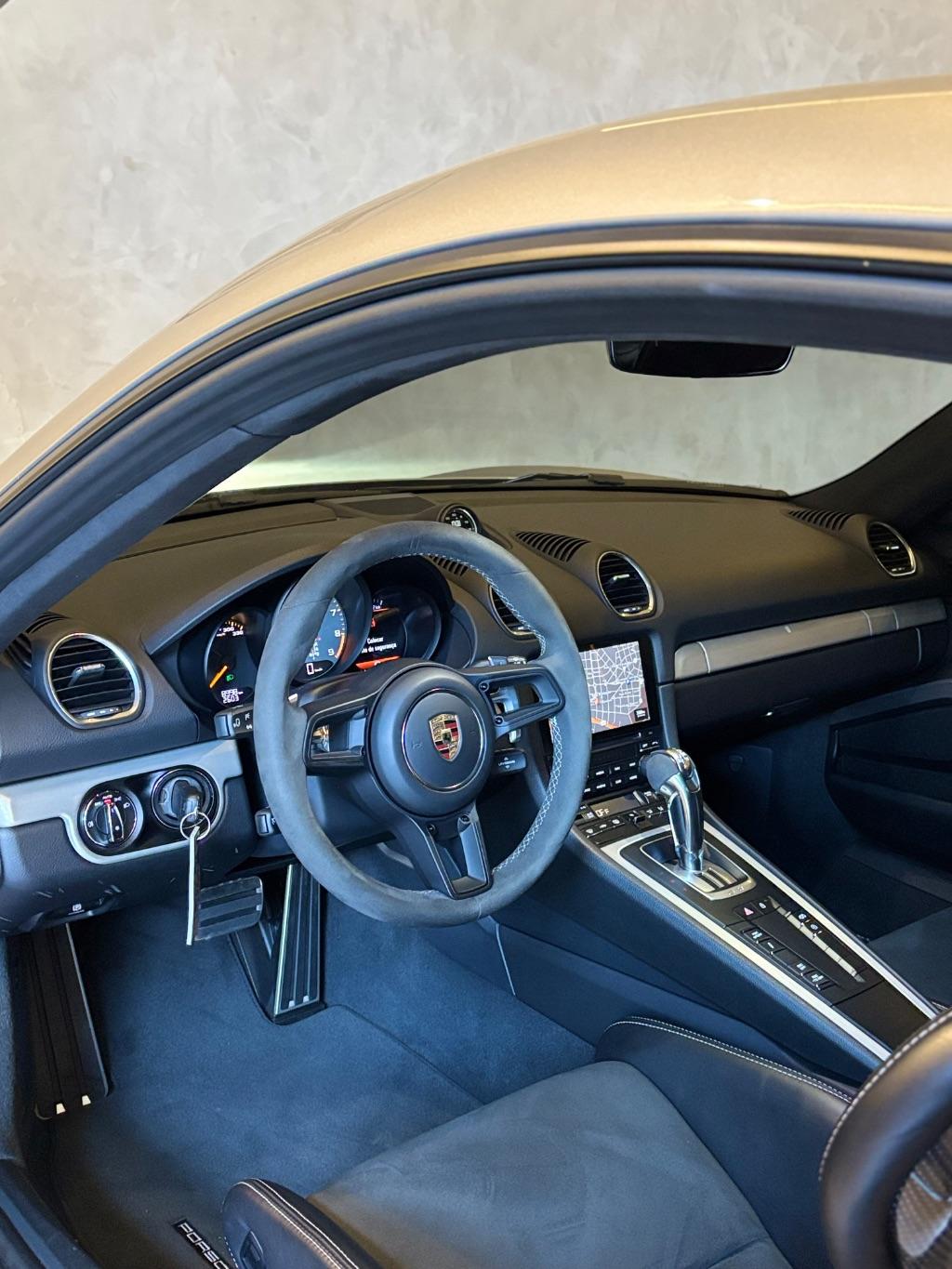 PORSCHE 718 - Foto