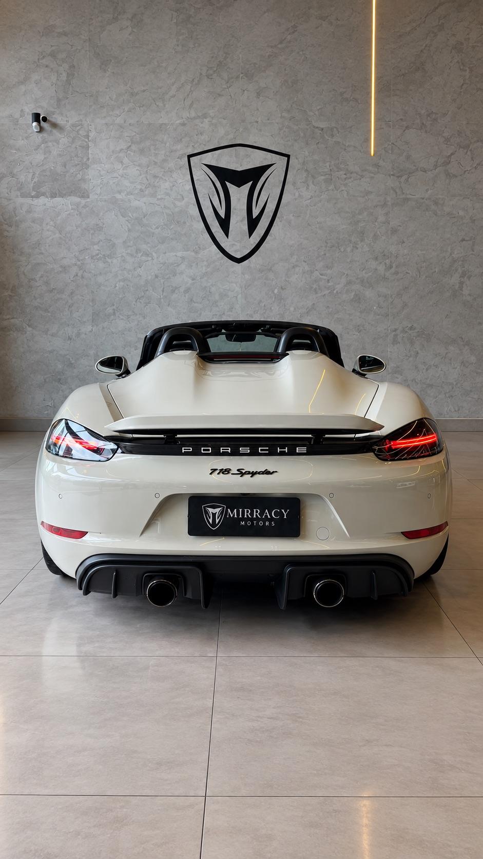 PORSCHE 718 - Foto