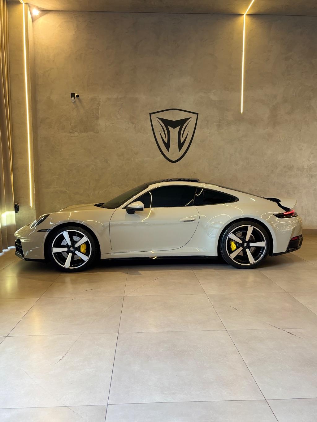 PORSCHE 911 - Foto