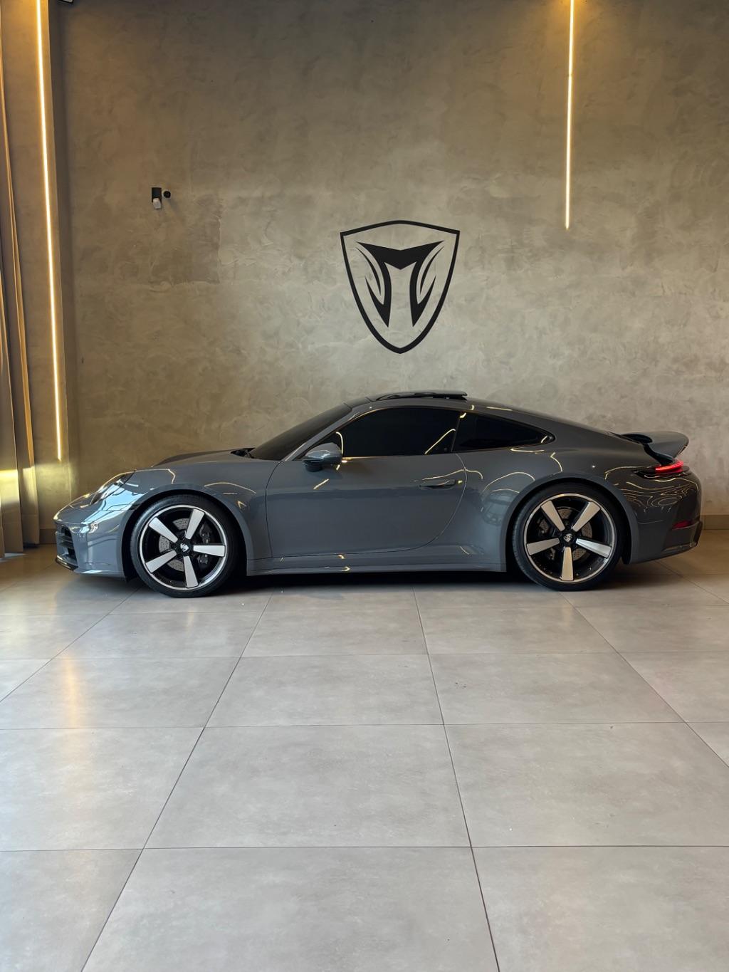 PORSCHE 911 - Foto