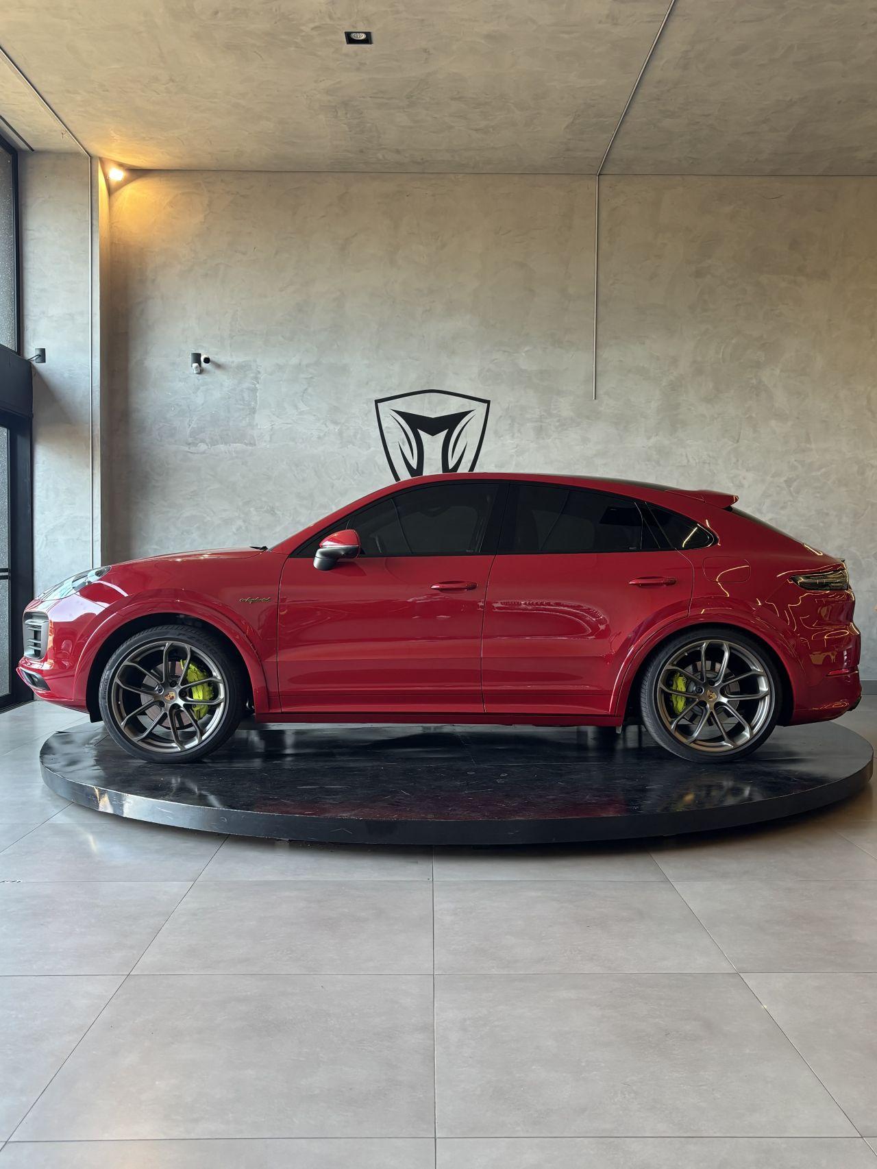 PORSCHE Cayenne - Foto