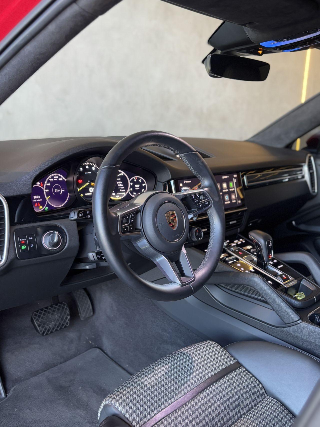 PORSCHE Cayenne - Foto