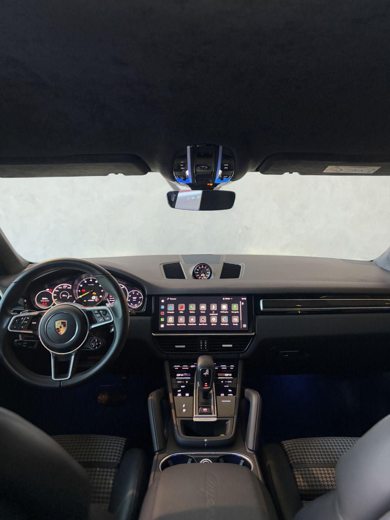 PORSCHE Cayenne - Foto