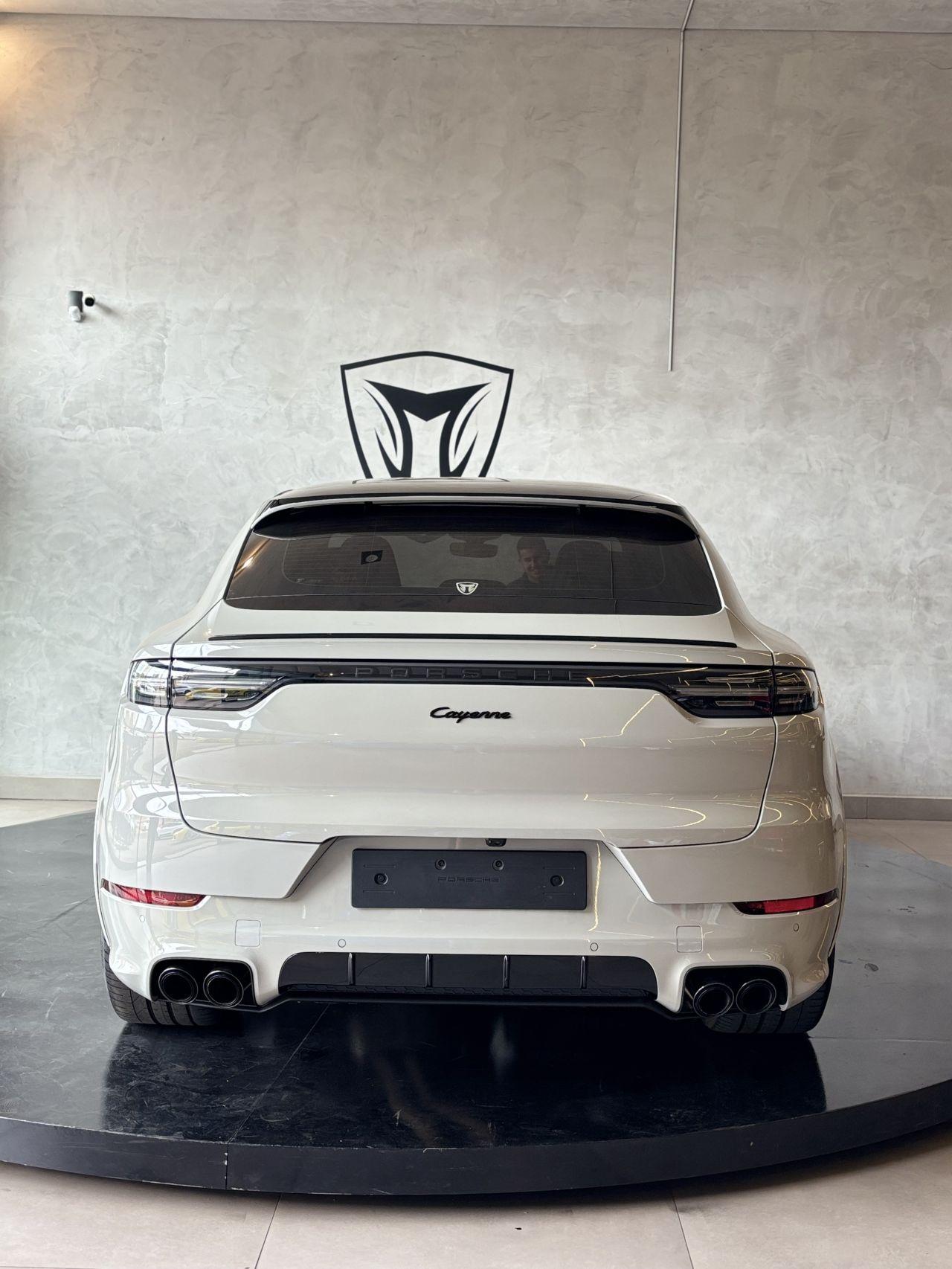 PORSCHE Cayenne - Foto