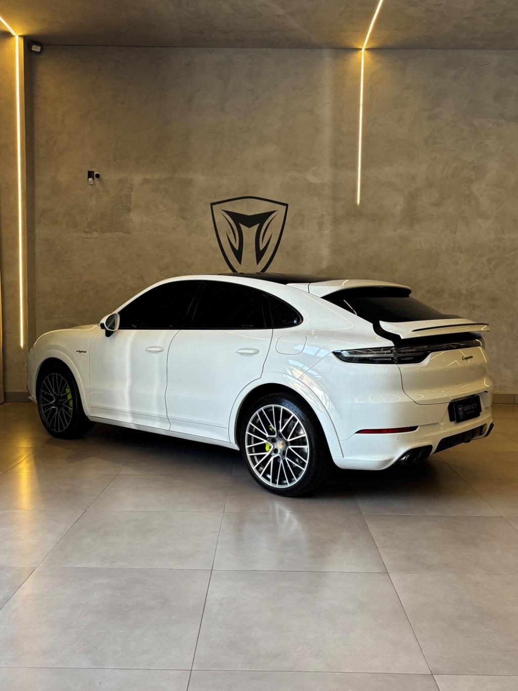 PORSCHE Cayenne - Foto