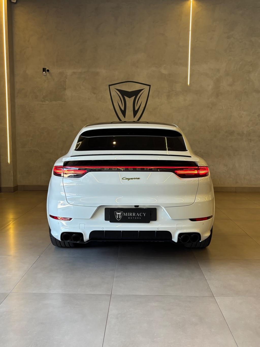 PORSCHE Cayenne - Foto