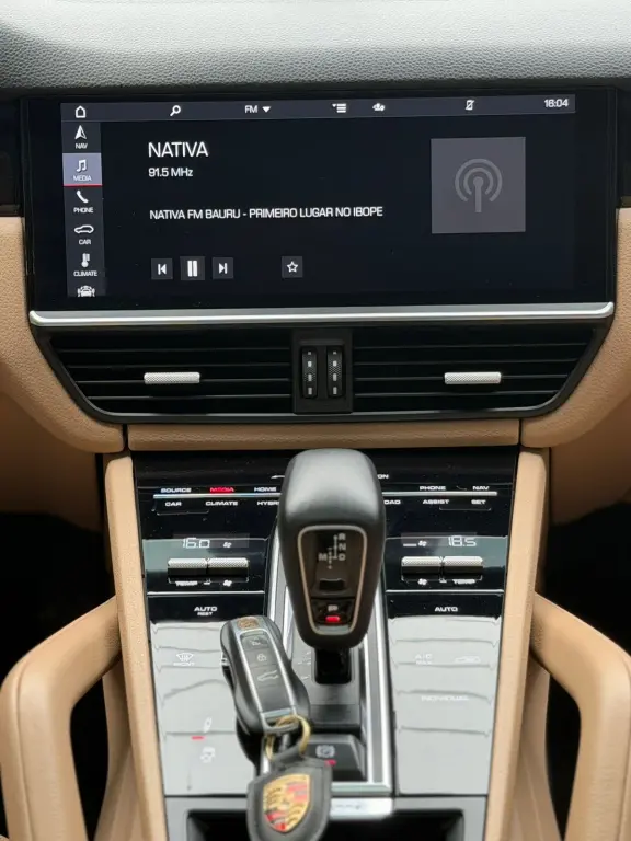 PORSCHE Cayenne - Foto