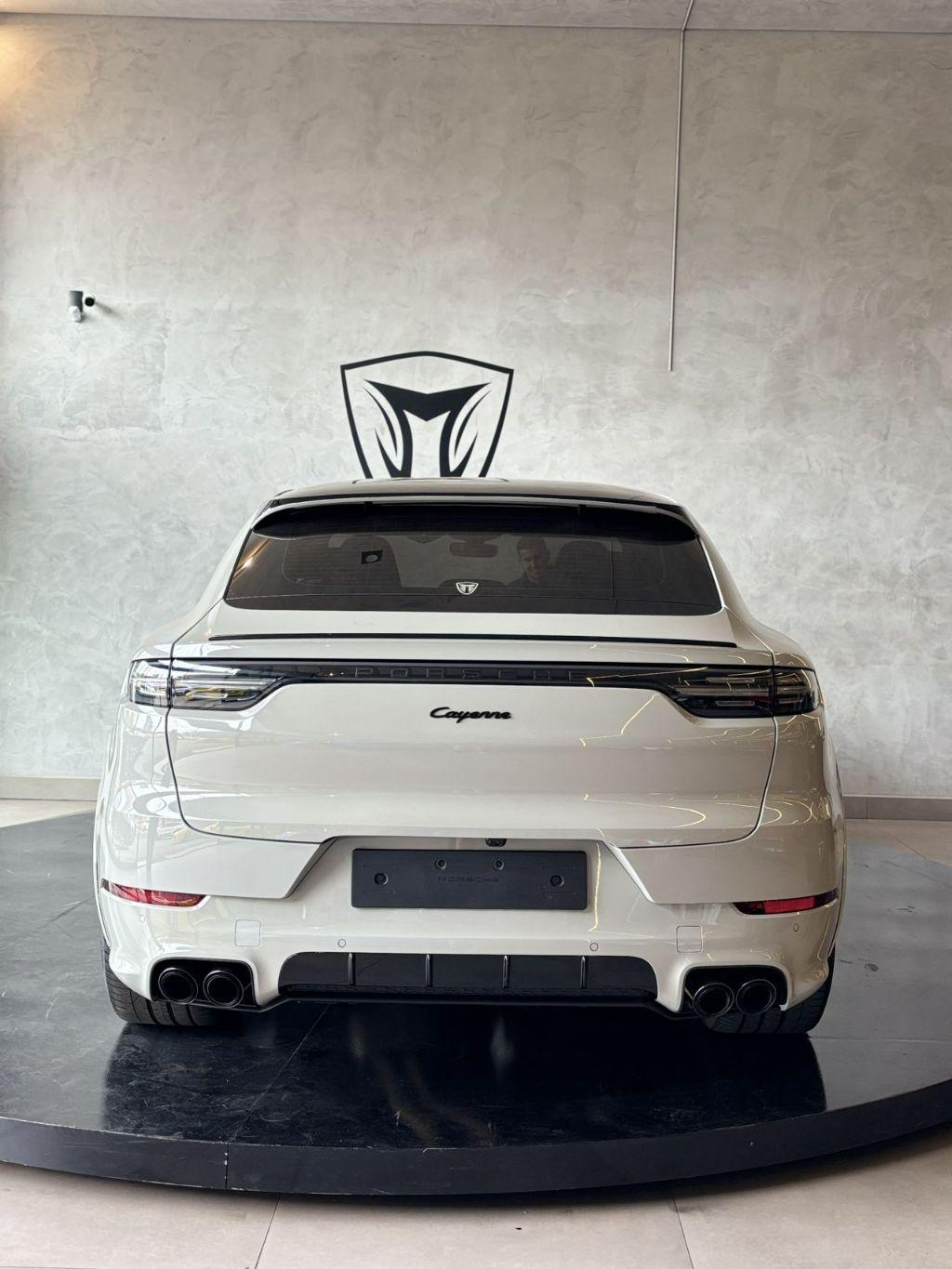 PORSCHE Cayenne - Foto