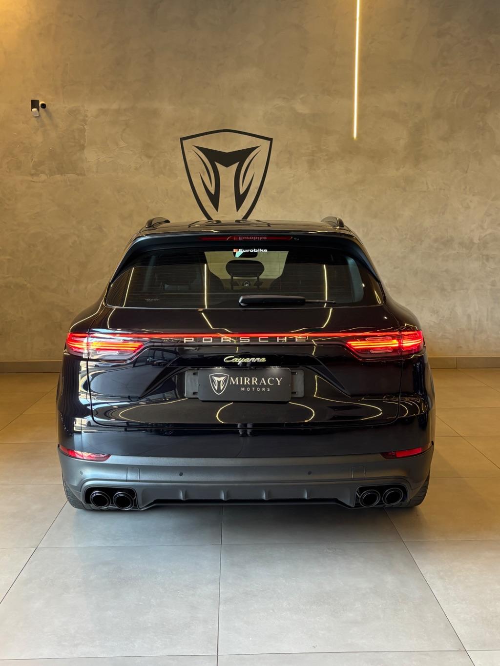 PORSCHE Cayenne - Foto