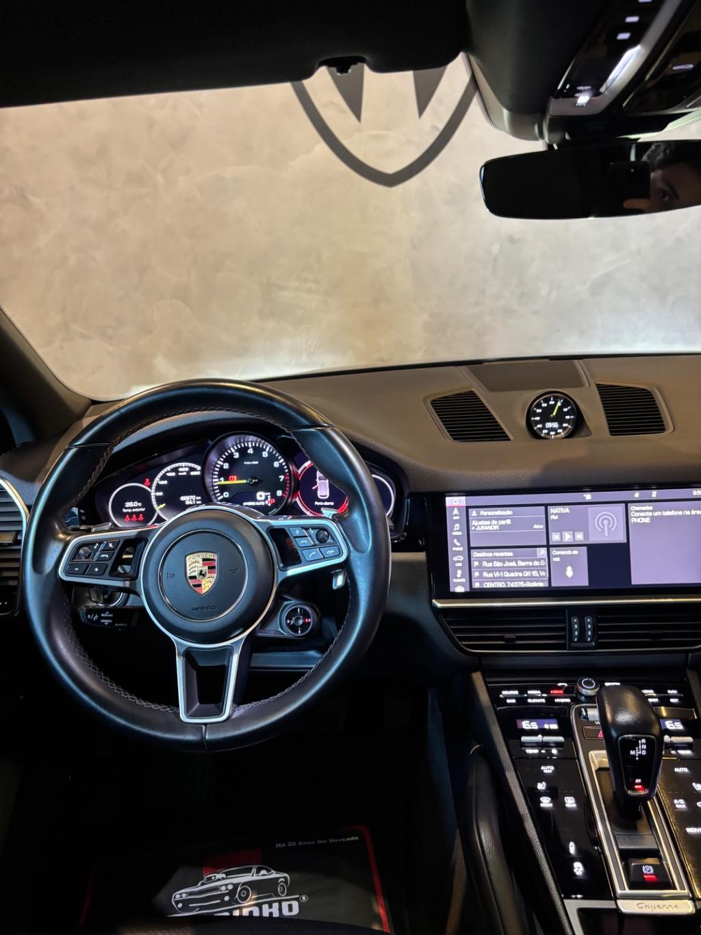 PORSCHE Cayenne - Foto