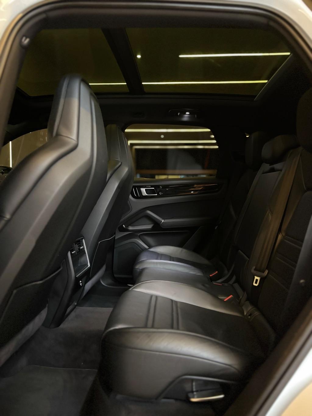 PORSCHE Cayenne - Foto
