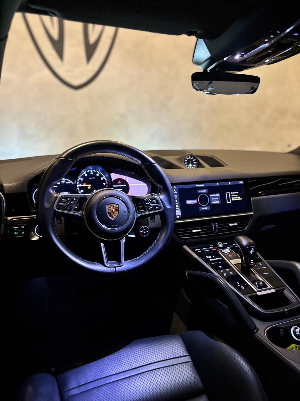 PORSCHE Cayenne - Foto
