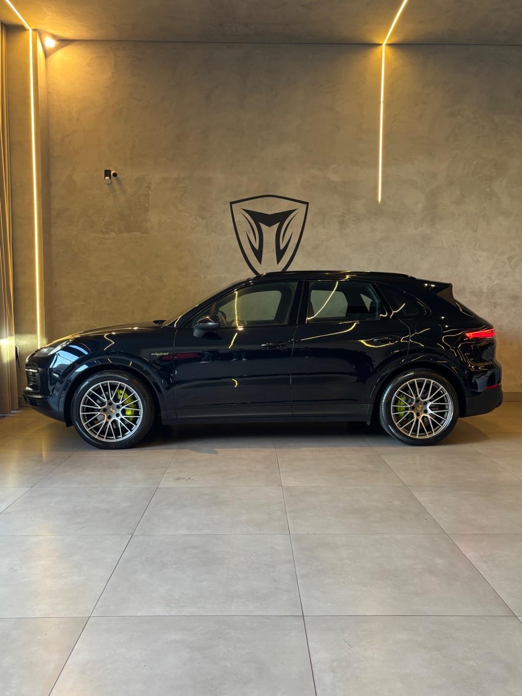 PORSCHE Cayenne - Foto