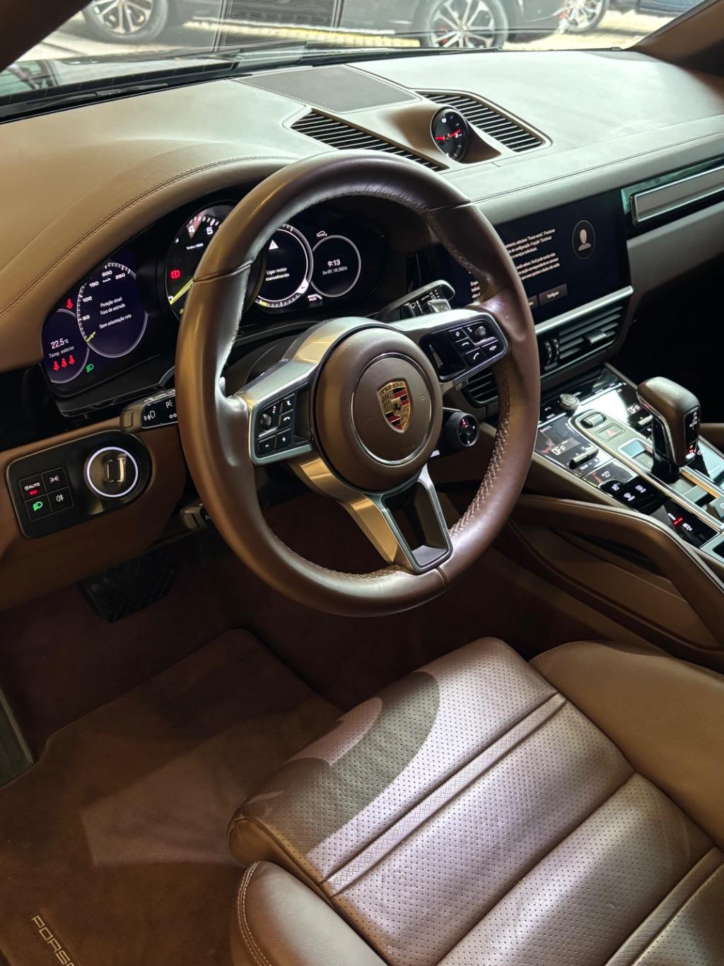 PORSCHE Cayenne - Foto