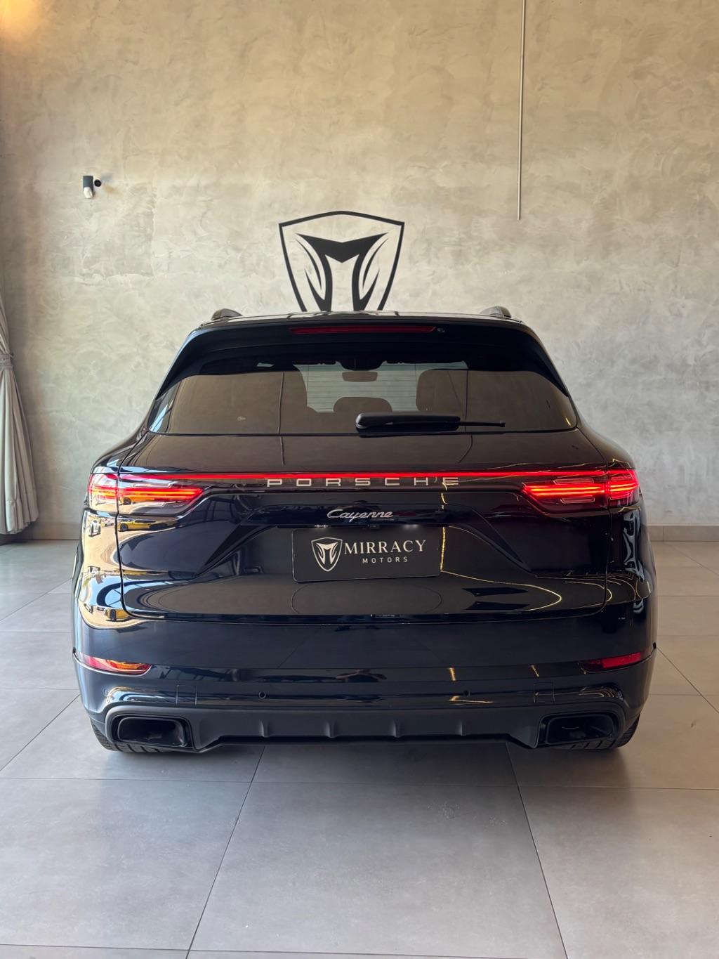 PORSCHE Cayenne - Foto