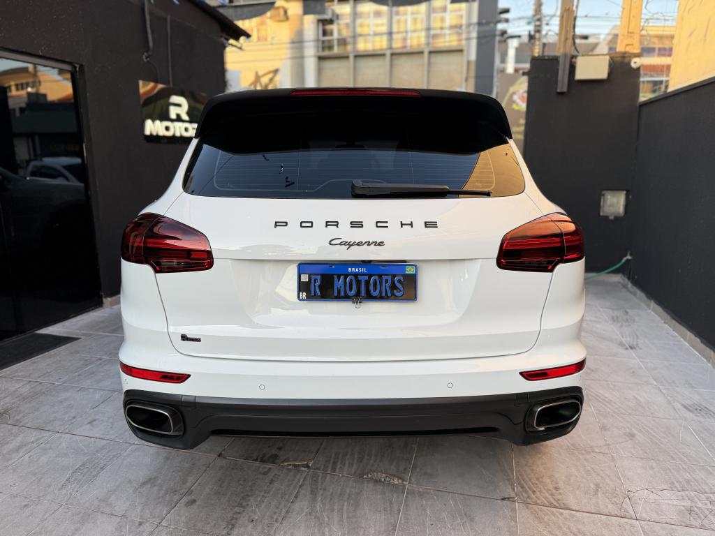 PORSCHE Cayenne - Foto