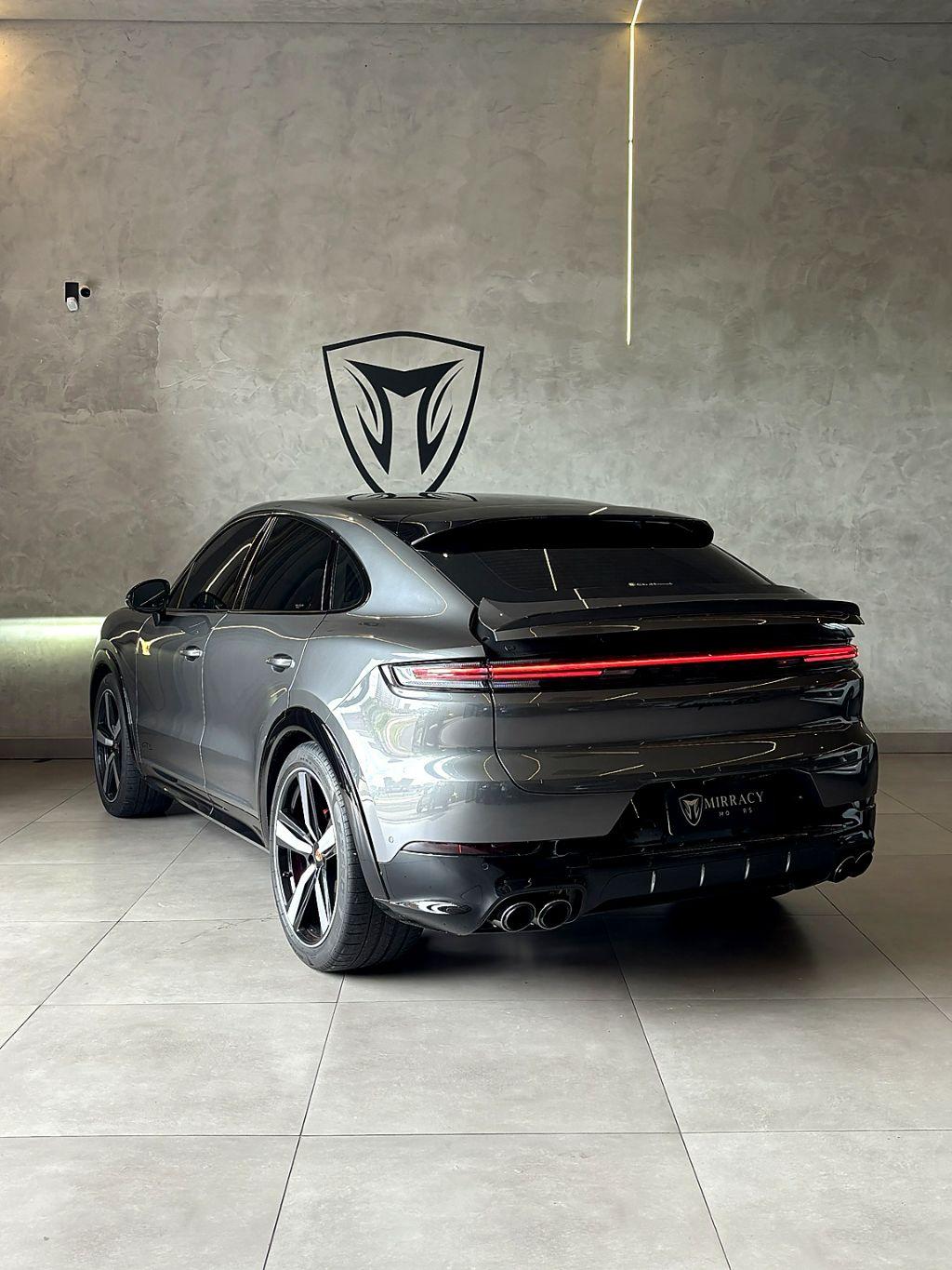 PORSCHE Cayenne - Foto