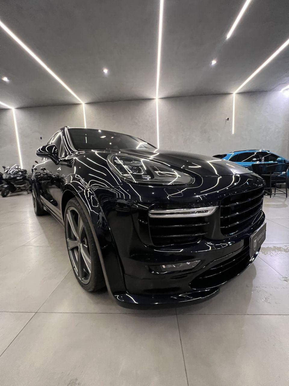 PORSCHE Cayenne - Foto