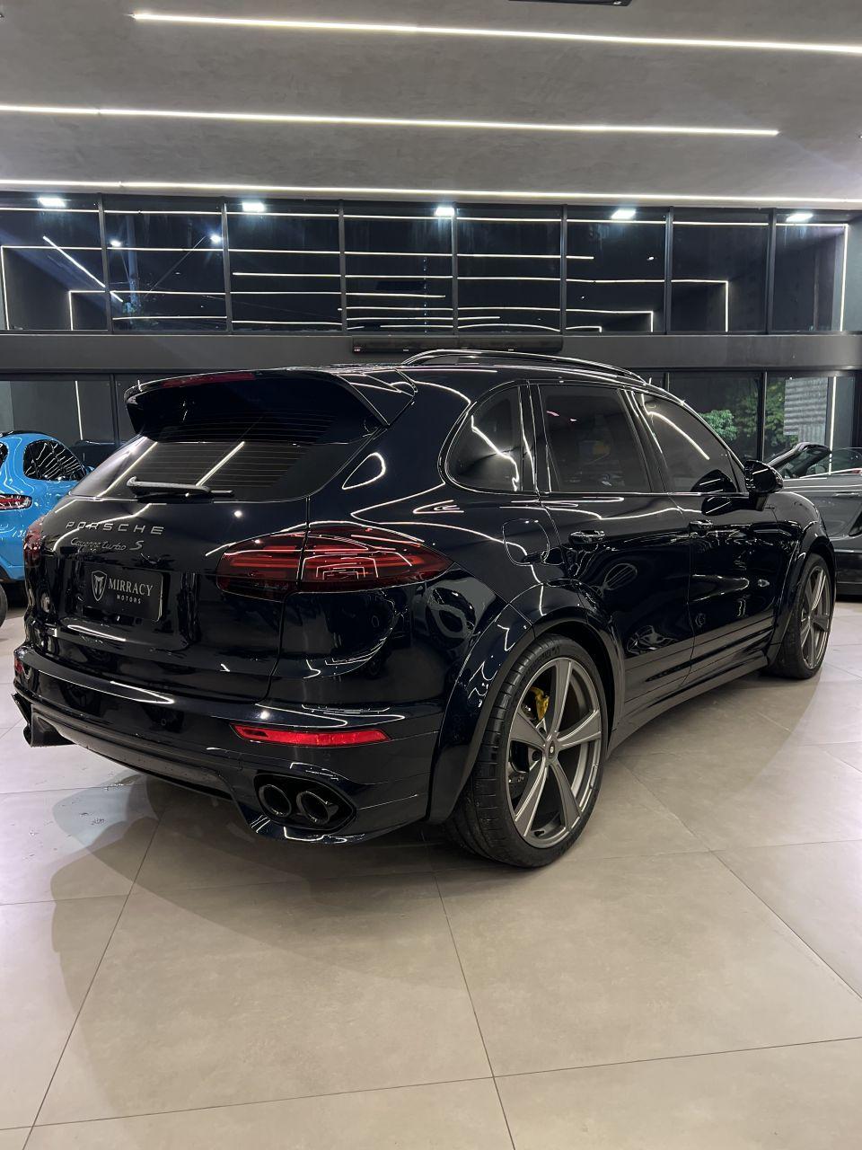 PORSCHE Cayenne - Foto