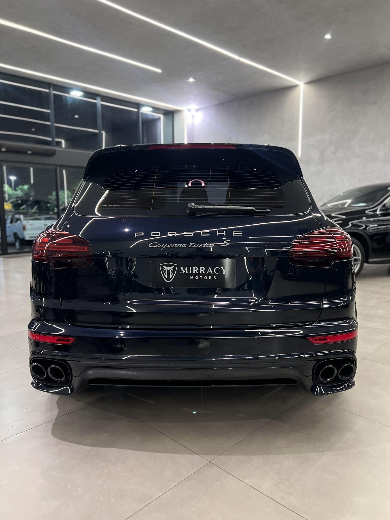 PORSCHE Cayenne - Foto