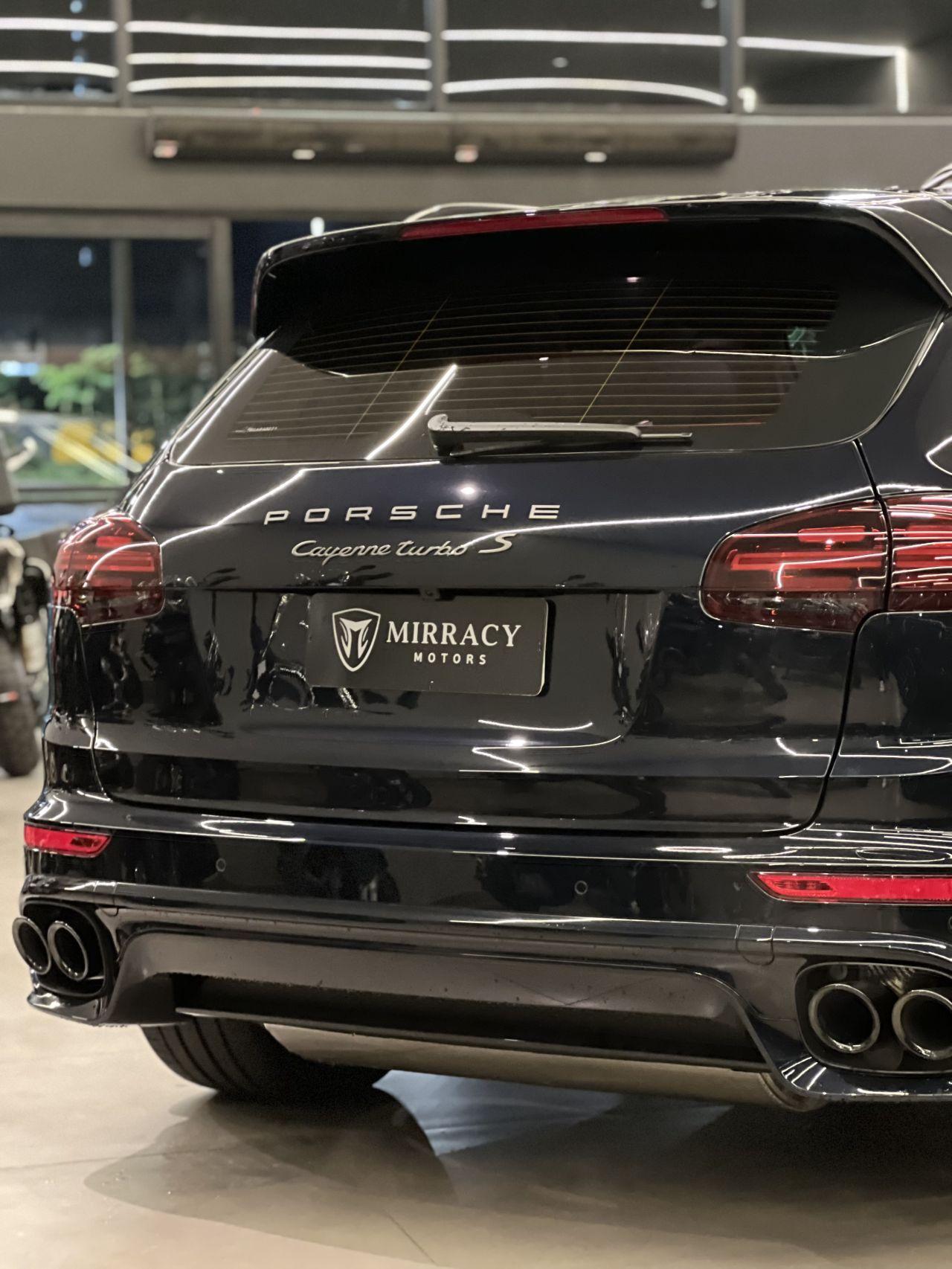 PORSCHE Cayenne - Foto