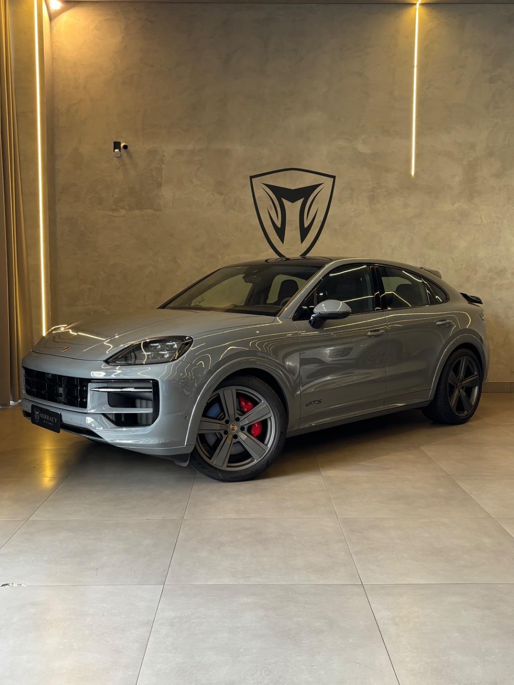 PORSCHE Cayenne - Foto