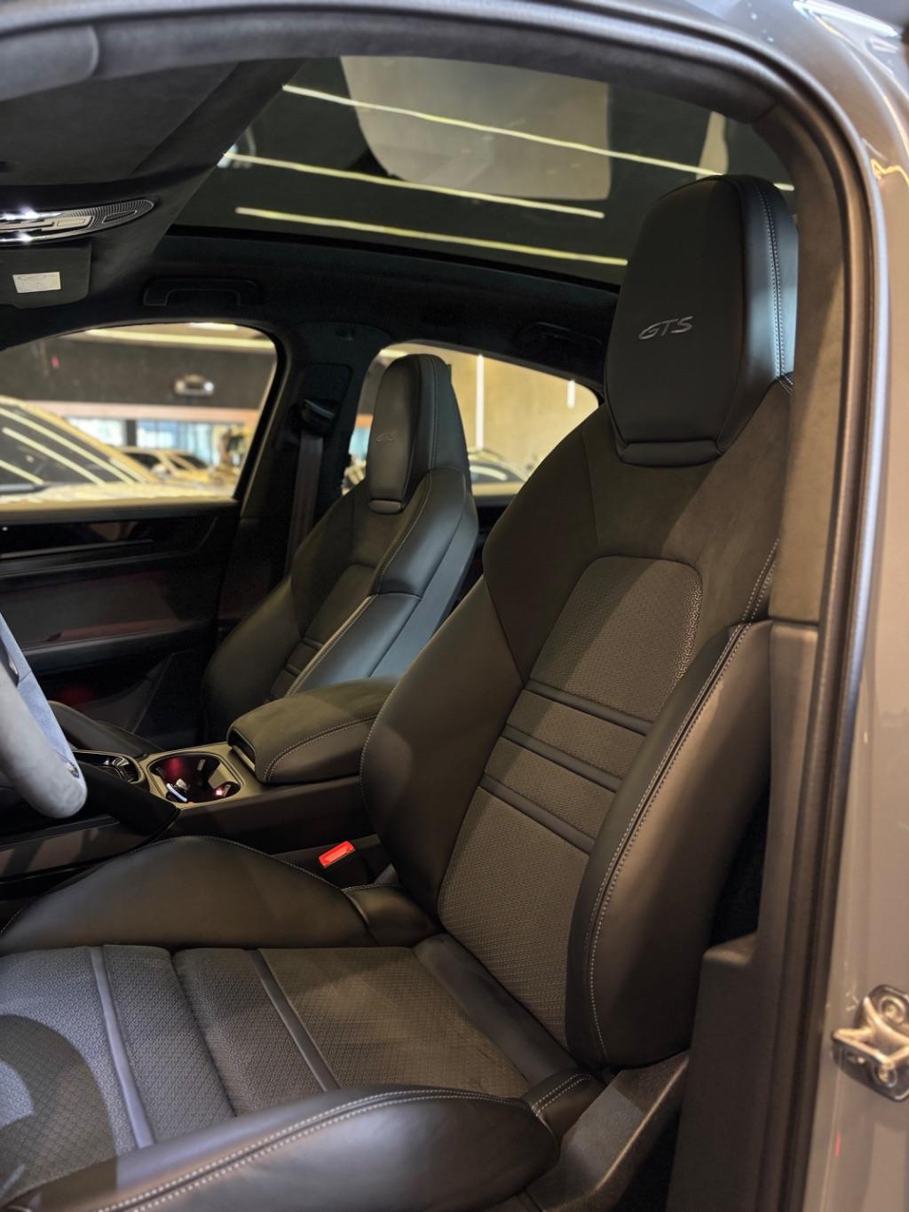 PORSCHE Cayenne - Foto