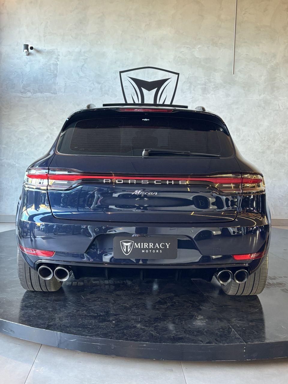 PORSCHE Macan - Foto