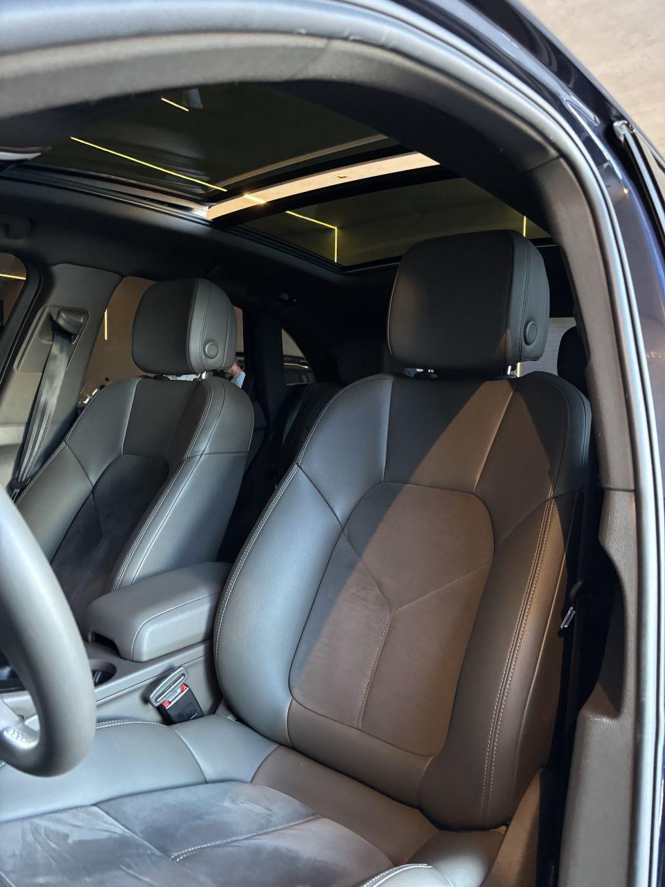 PORSCHE Macan - Foto