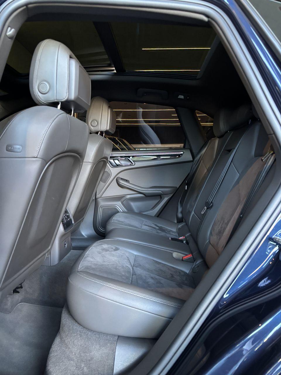 PORSCHE Macan - Foto