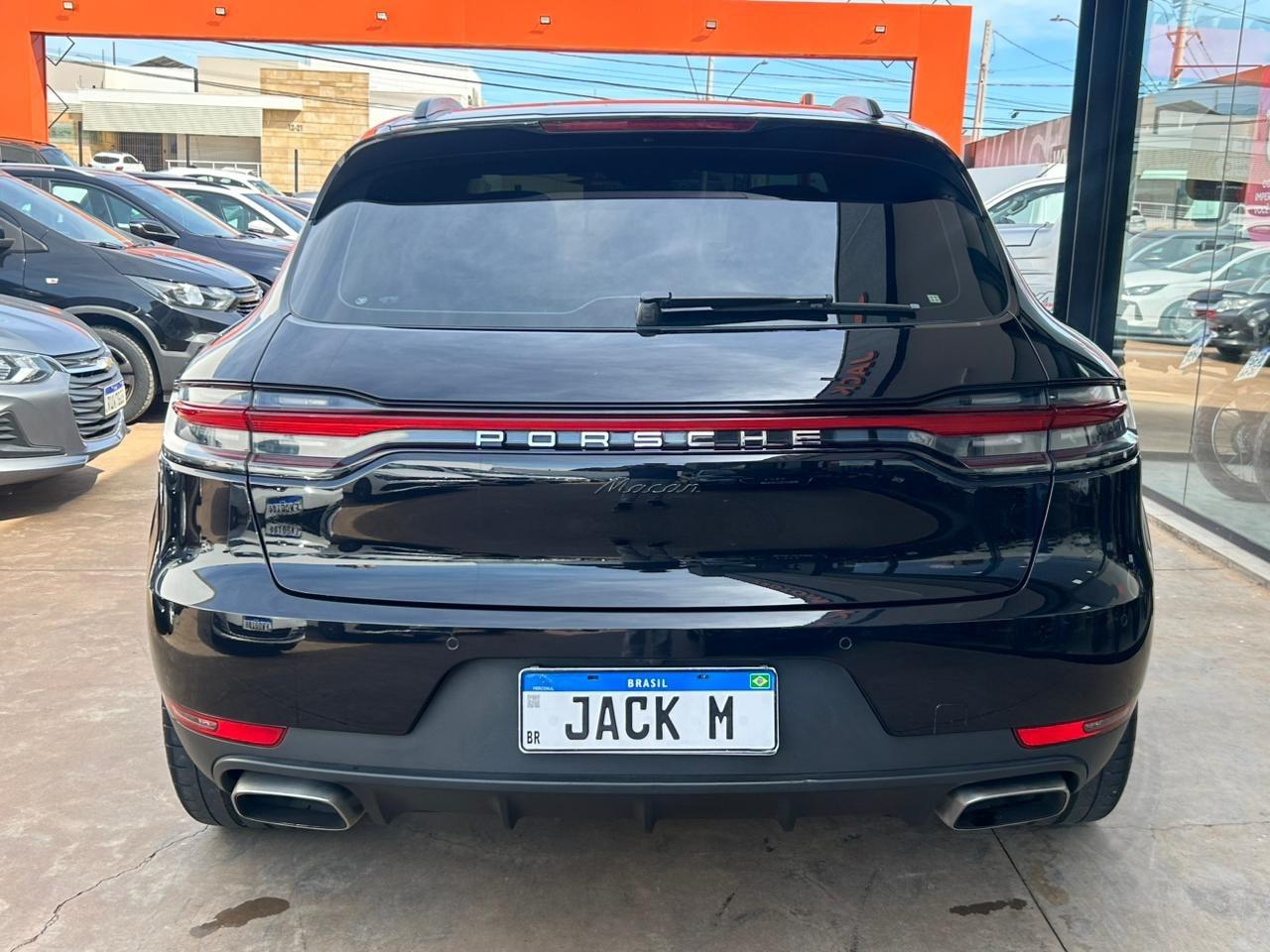 PORSCHE Macan - Foto