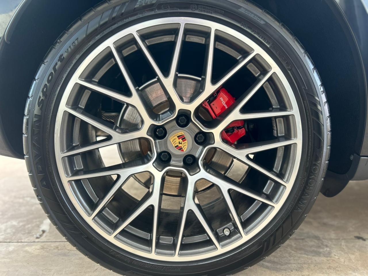 PORSCHE Macan - Foto