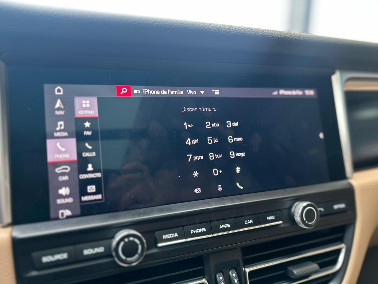 PORSCHE Macan - Foto