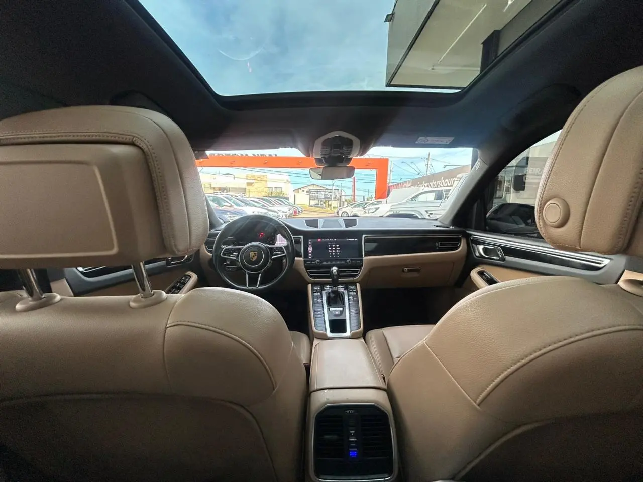 PORSCHE Macan - Foto