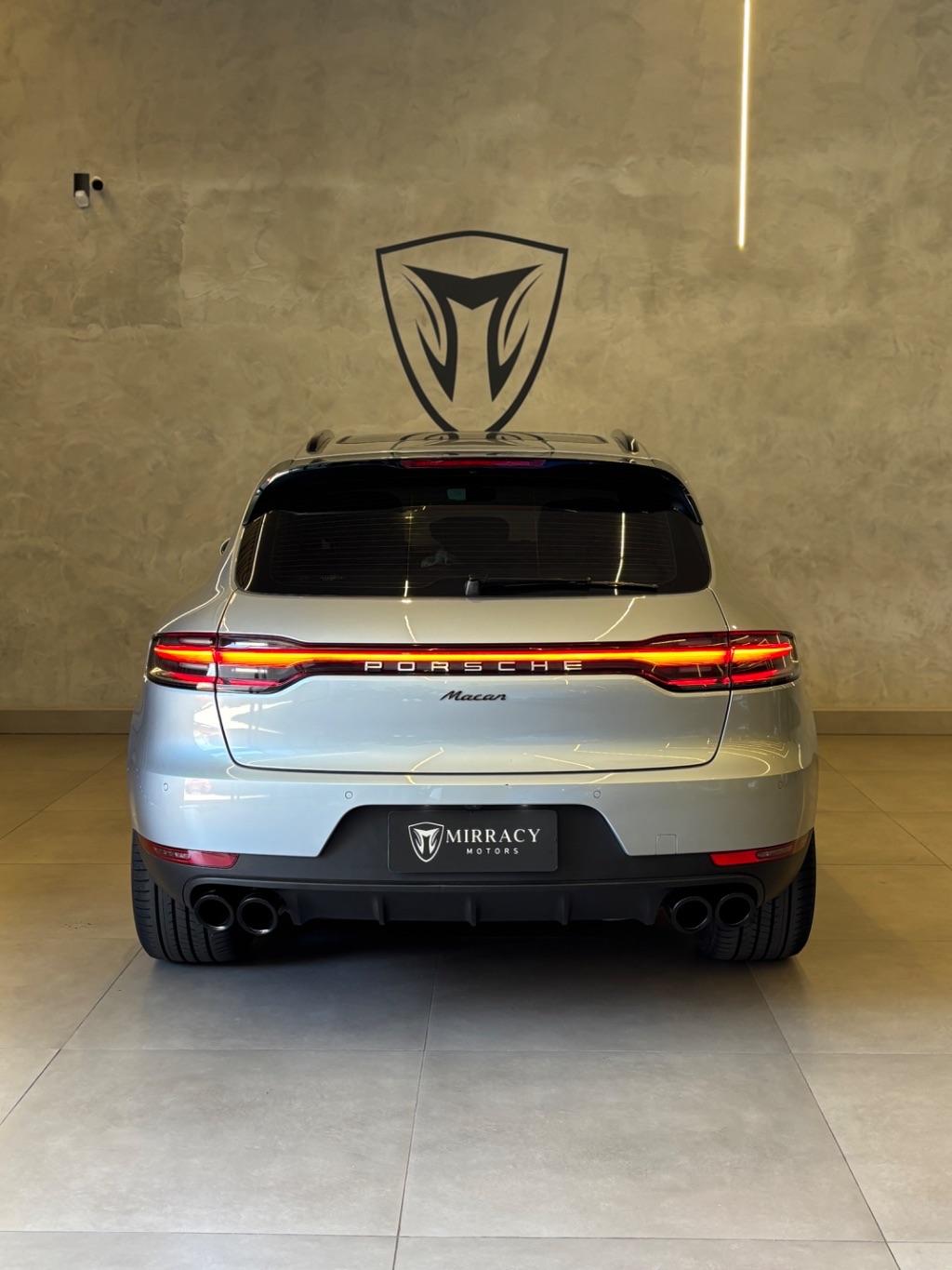 PORSCHE Macan - Foto