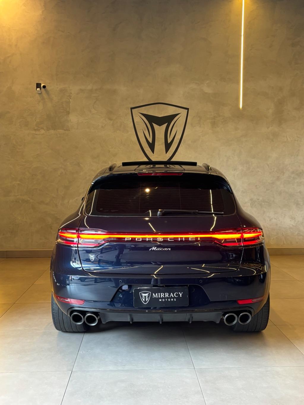 PORSCHE Macan - Foto