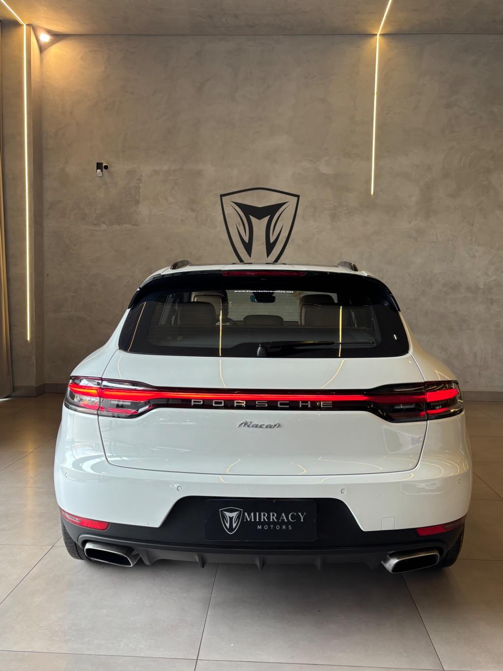 PORSCHE Macan - Foto