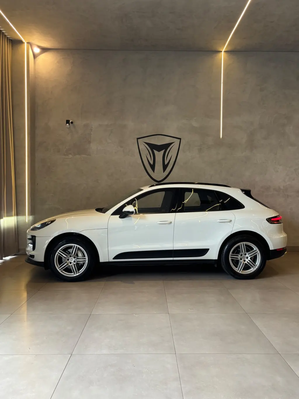 PORSCHE Macan - Foto