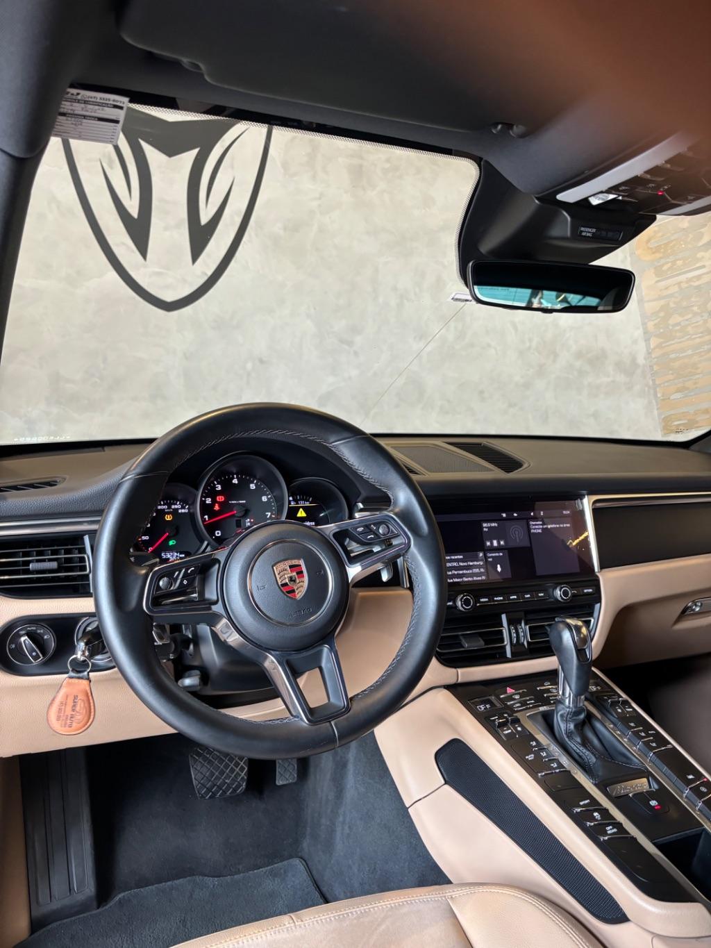 PORSCHE Macan - Foto