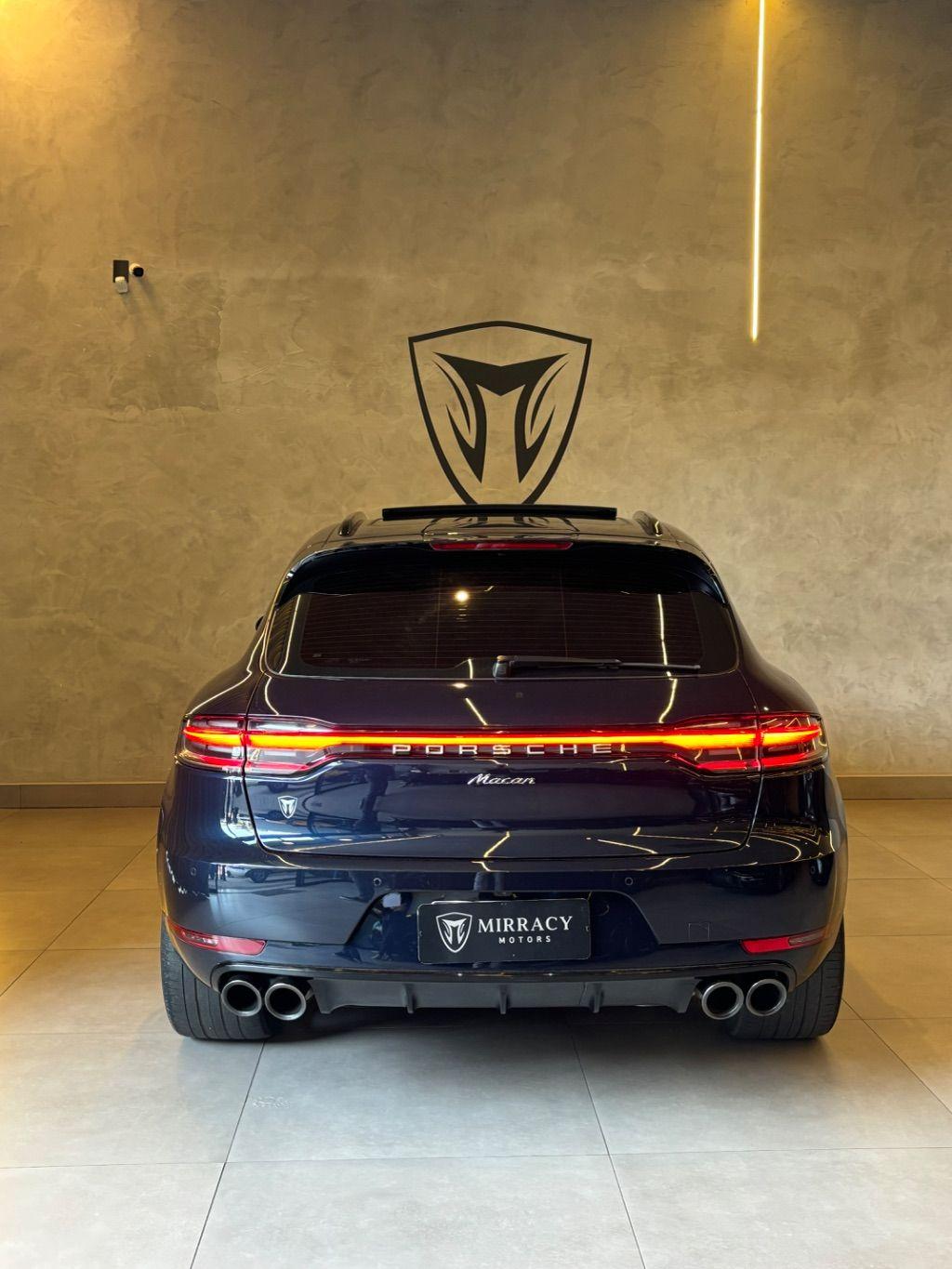 PORSCHE Macan - Foto