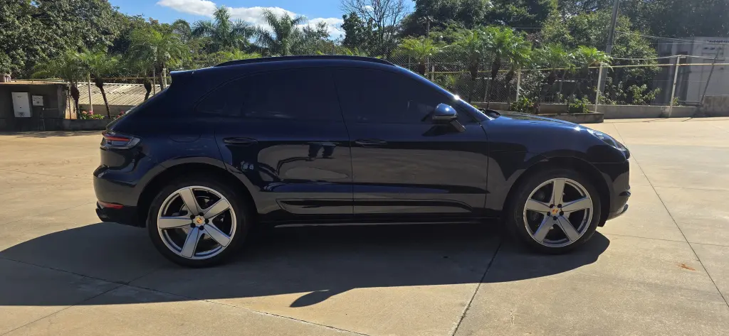 PORSCHE Macan - Foto