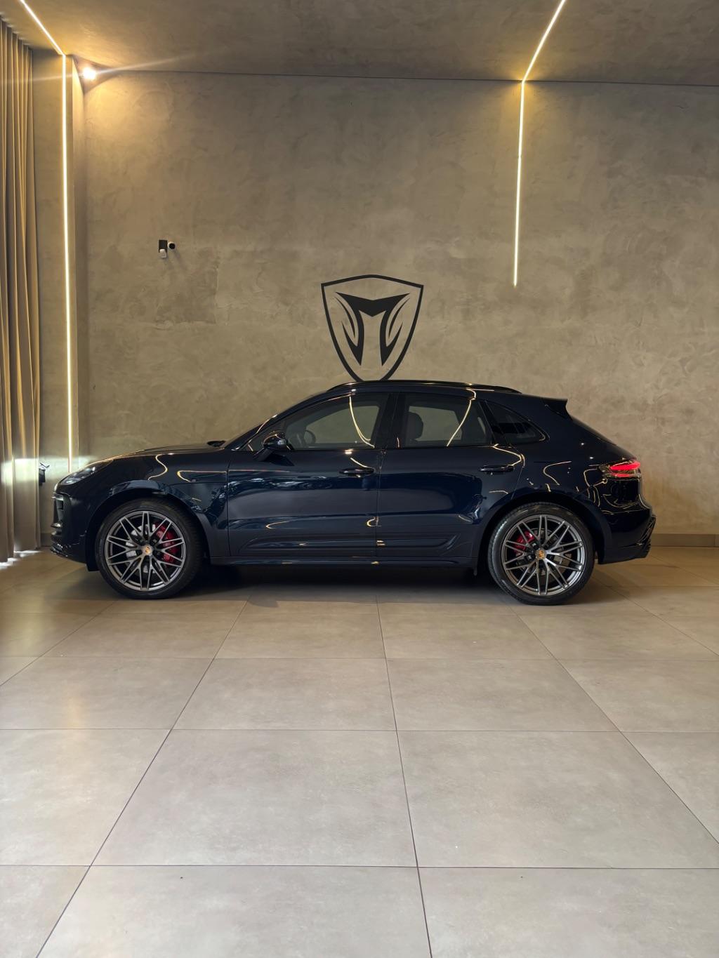 PORSCHE Macan - Foto