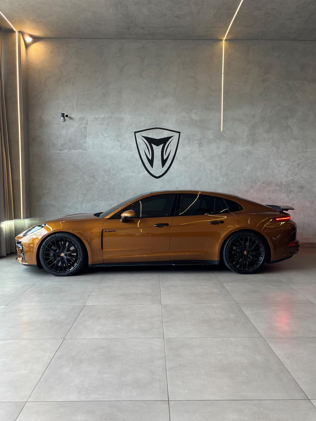 PORSCHE Panamera - Foto