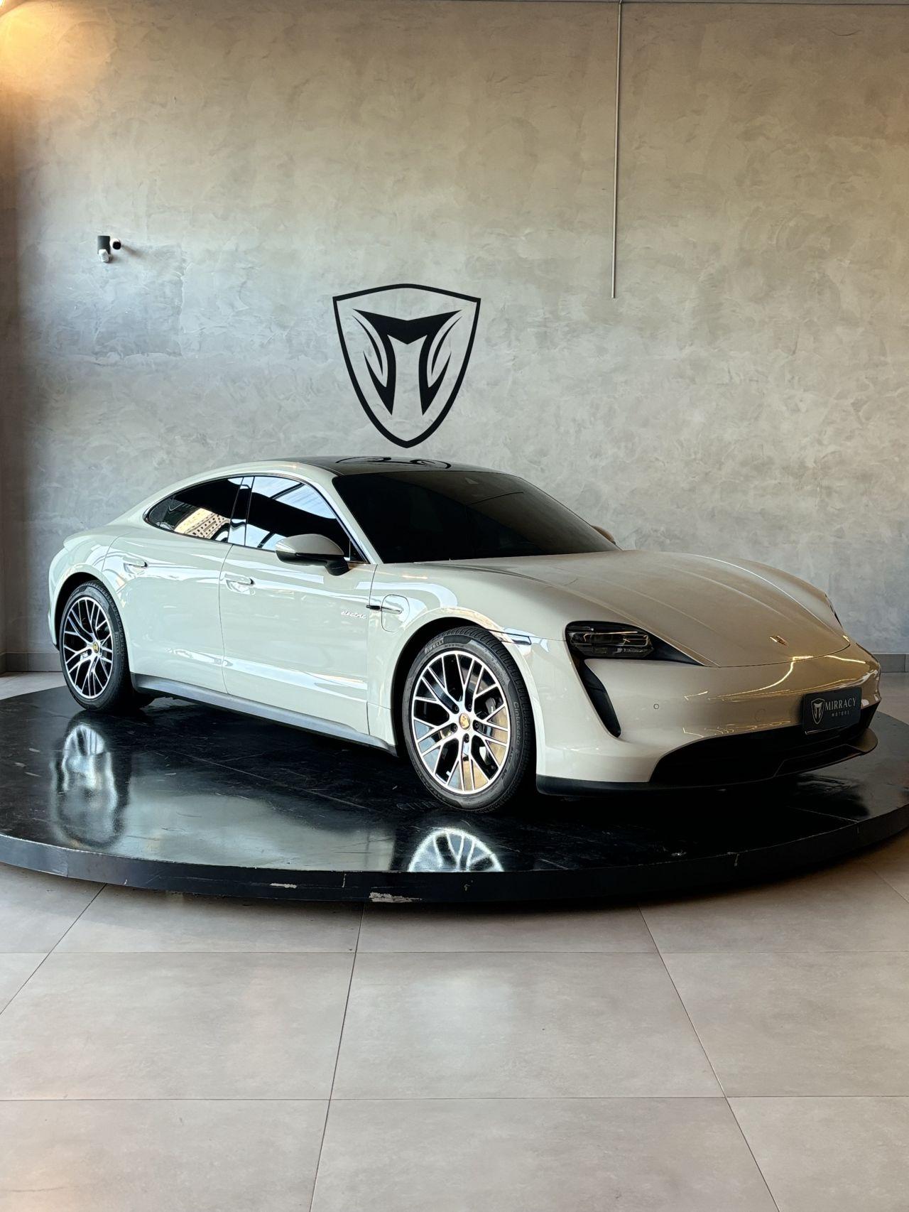 PORSCHE Taycan - Foto