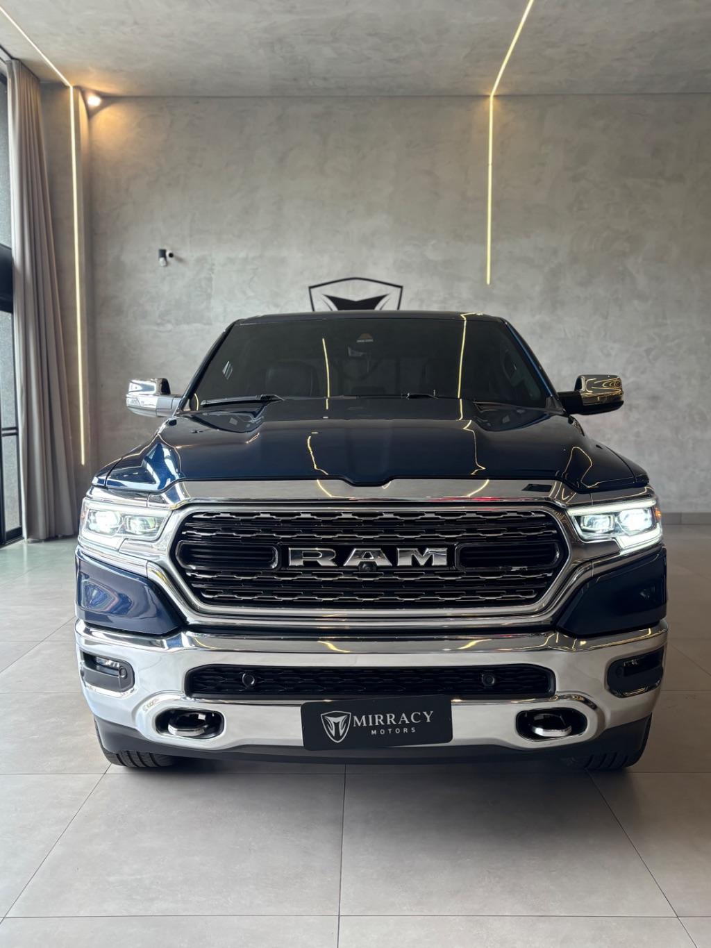 RAM 1500 - Foto